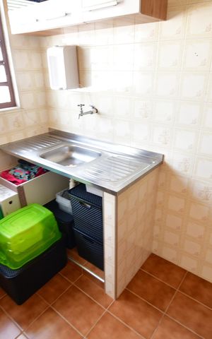 Casa à venda com 265m², 5 quartos e 10 vagasCozinha - Edícula