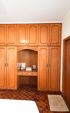 Casa à venda com 265m², 5 quartos e 10 vagasQuarto 3 - Suíte