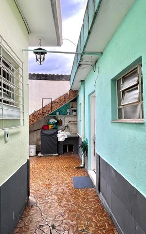 Casa à venda com 110m², 2 quartos e 2 vagas Casa à venda com 110m², 2 quartos e 2 vagasQuintal
