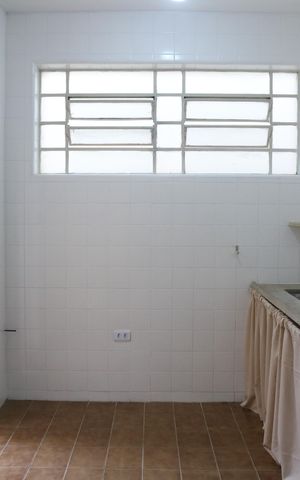 Casa para alugar com 70m², 1 quarto e sem vagaCozinha e Área de Serviço