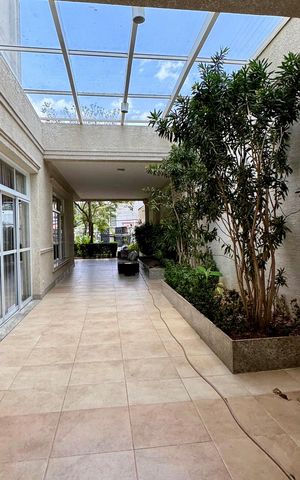 Apartamento à venda com 244m², 4 quartos e 4 vagas