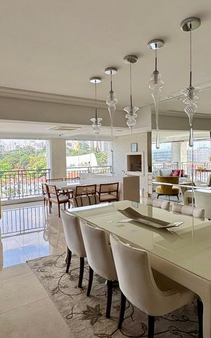 Apartamento à venda com 244m², 4 quartos e 4 vagas Apartamento à venda com 244m², 4 quartos e 4 vagasSala