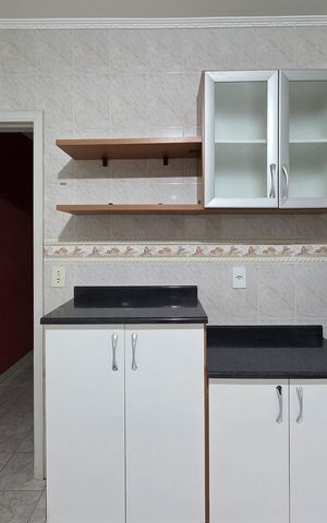 Casa para alugar com 221m², 3 quartos e 2 vagas Casa para alugar com 221m², 3 quartos e 2 vagasCozinha