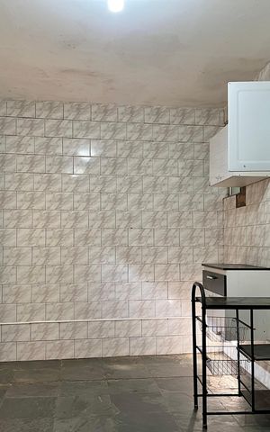 Casa para alugar com 90m², 2 quartos e sem vaga Casa para alugar com 90m², 2 quartos e sem vagaCozinha