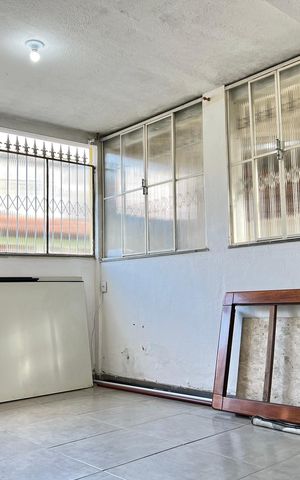 Casa para alugar com 90m², 2 quartos e sem vaga Casa para alugar com 90m², 2 quartos e sem vagaSala