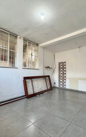 Casa para alugar com 90m², 2 quartos e sem vaga Casa para alugar com 90m², 2 quartos e sem vagaSala