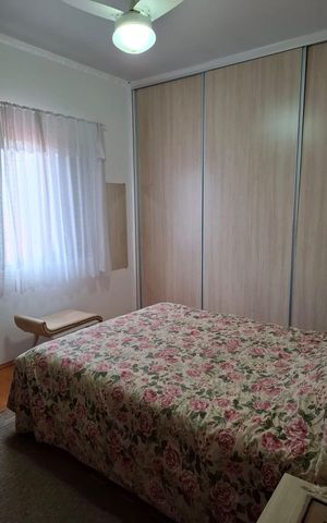 Casa à venda com 214m², 3 quartos e 2 vagas