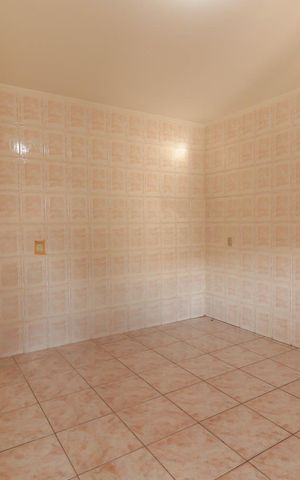 Casa à venda com 190m², 3 quartos e 2 vagas Casa à venda com 190m², 3 quartos e 2 vagasCozinha