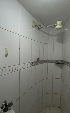 Casa para alugar com 100m², 2 quartos e sem vagaBanheiro