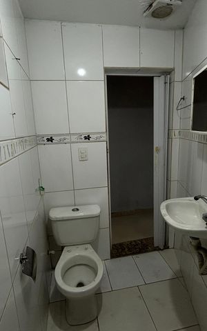Casa para alugar com 100m², 2 quartos e sem vagaBanheiro