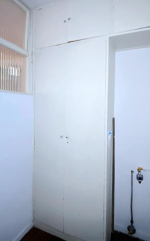 Apartamento à venda com 171m², 4 quartos e 2 vagas Apartamento à venda com 171m², 4 quartos e 2 vagasQuarto de Serviço