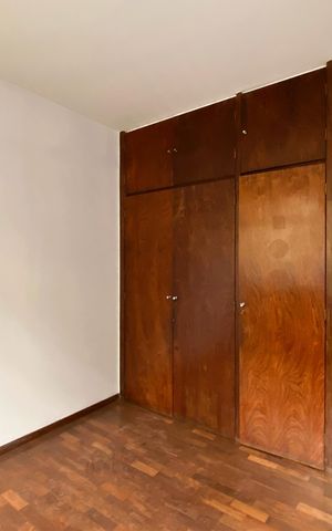 Apartamento à venda com 171m², 4 quartos e 2 vagas Apartamento à venda com 171m², 4 quartos e 2 vagasQuarto 4