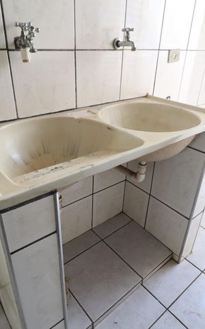 Casa para alugar com 60m², 3 quartos e 1 vagaÁrea de Serviço