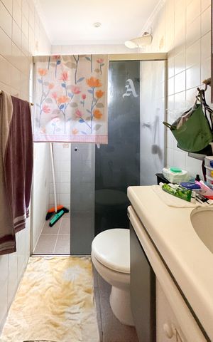 Apartamento à venda com 54m², 2 quartos e 1 vaga Apartamento à venda com 54m², 2 quartos e 1 vagaBanheiro Social