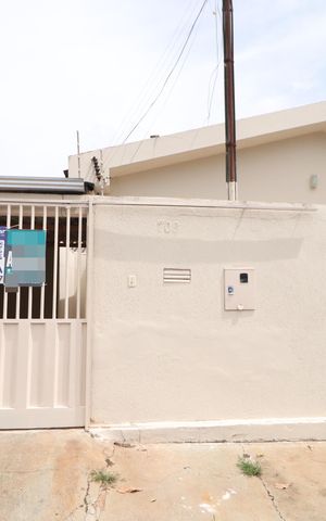Casa para alugar com 89m², 3 quartos e 1 vagaPlaquinha