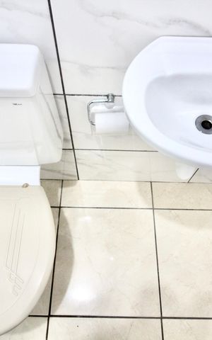 Casa para alugar com 70m², 1 quarto e 1 vaga Casa para alugar com 70m², 1 quarto e 1 vagaBanheiro 1