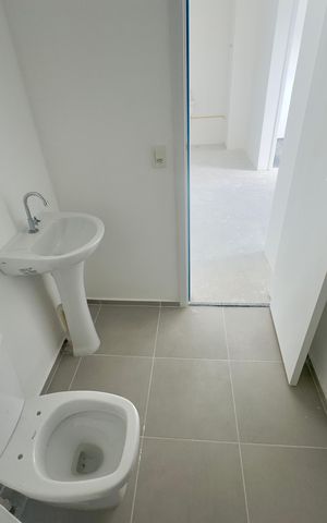 Apartamento à venda com 38m², 2 quartos e 1 vaga Apartamento à venda com 38m², 2 quartos e 1 vagaBanheiro