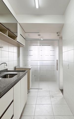Apartamento para alugar com 70m², 2 quartos e 2 vagas Apartamento para alugar com 70m², 2 quartos e 2 vagasCozinha