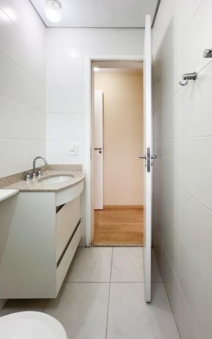Apartamento para alugar com 70m², 2 quartos e 2 vagas Apartamento para alugar com 70m², 2 quartos e 2 vagasBanheiro da Suíte