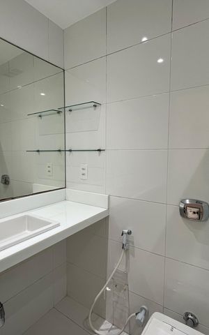 Apartamento para alugar com 70m², 2 quartos e 1 vaga Apartamento para alugar com 70m², 2 quartos e 1 vagaBanheiro da Suíte