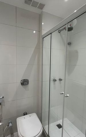 Apartamento para alugar com 70m², 2 quartos e 1 vaga Apartamento para alugar com 70m², 2 quartos e 1 vagaBanheiro da Suíte