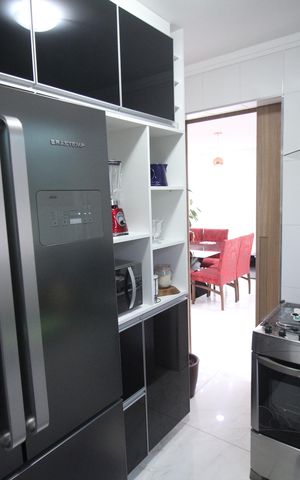 Apartamento à venda com 60m², 2 quartos e 1 vagaCozinha e Área de Serviço