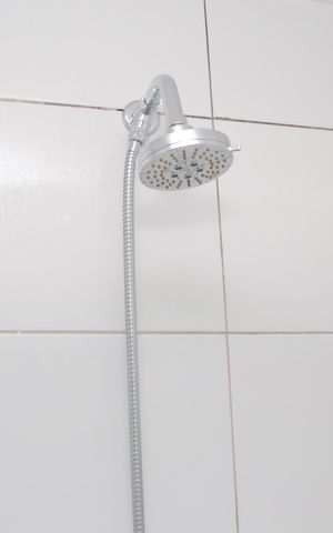 Apartamento à venda com 49m², 2 quartos e 1 vaga Apartamento à venda com 49m², 2 quartos e 1 vagaChuveiro