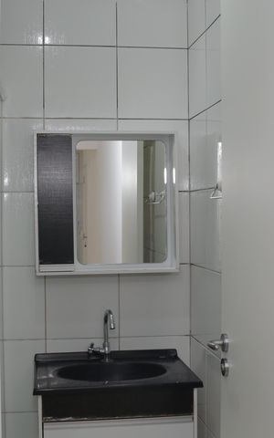 Apartamento à venda com 49m², 2 quartos e 1 vaga Apartamento à venda com 49m², 2 quartos e 1 vagaBanheiro