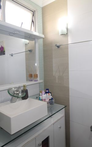 Apartamento à venda com 60m², 2 quartos e 1 vagaBanheiro