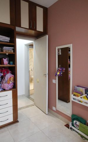 Apartamento à venda com 78m², 2 quartos e 1 vagaQuarto 2
