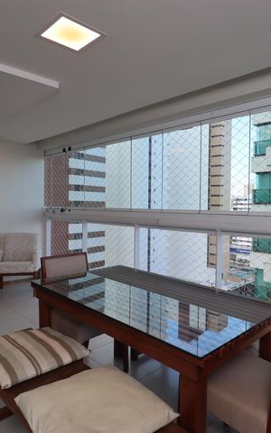Apartamento para alugar com 107m², 3 quartos e 2 vagas Apartamento para alugar com 107m², 3 quartos e 2 vagasVaranda