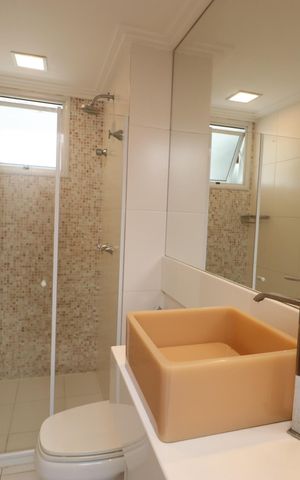 Apartamento para alugar com 107m², 3 quartos e 2 vagas Apartamento para alugar com 107m², 3 quartos e 2 vagasBanheiro