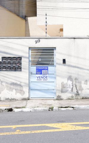 Apartamento à venda com 50m², 2 quartos e sem vagaPlaca GRANDE instalada na fachada do condomínio, dia 26.09.2026 - Código da placa: KYET-232
