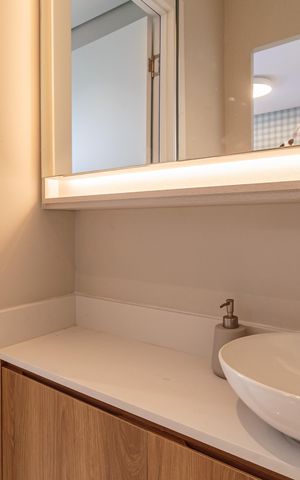 Apartamento à venda com 59m², 2 quartos e 2 vagas Apartamento à venda com 59m², 2 quartos e 2 vagasBanheiro