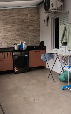 Apartamento à venda com 165m², 3 quartos e 1 vaga Apartamento à venda com 165m², 3 quartos e 1 vagaÁrea de Serviço