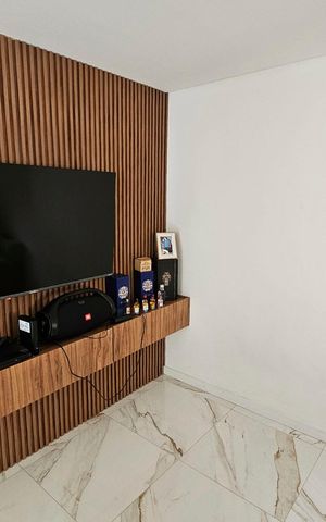 Apartamento à venda com 165m², 3 quartos e 1 vaga Apartamento à venda com 165m², 3 quartos e 1 vagaSala