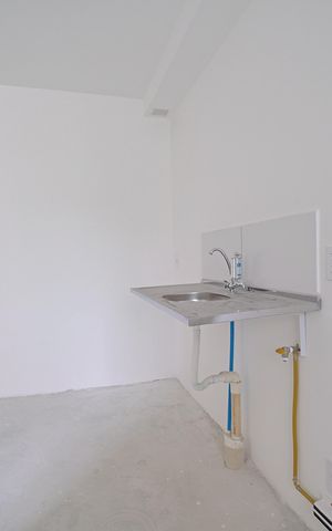 Apartamento à venda com 43m², 2 quartos e sem vagaCozinha e Área de Serviço