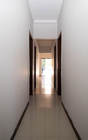 Apartamento à venda com 175m², 4 quartos e 2 vagas Apartamento à venda com 175m², 4 quartos e 2 vagasCorredor