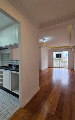 Apartamento à venda com 70m², 3 quartos e 1 vagaSala