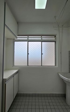 Apartamento à venda com 70m², 3 quartos e 1 vagaÁrea de serviço