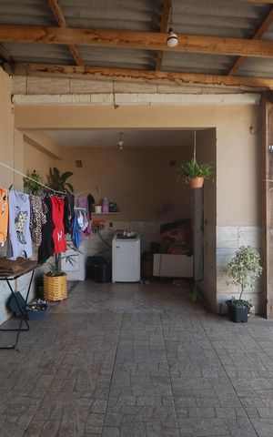 Casa para alugar com 85m², 2 quartos e 2 vagasÁrea comum