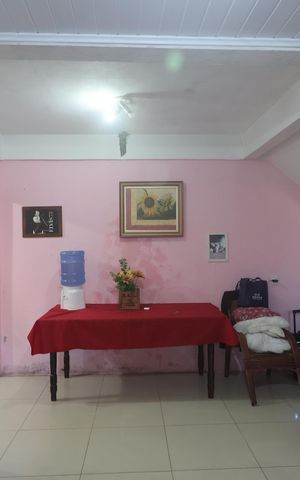 Casa para alugar com 85m², 2 quartos e 2 vagasSala