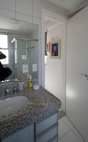 Apartamento para alugar com 140m², 3 quartos e 2 vagas