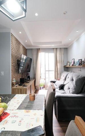 Apartamento à venda com 47m², 2 quartos e 1 vaga Apartamento à venda com 47m², 2 quartos e 1 vagaSala