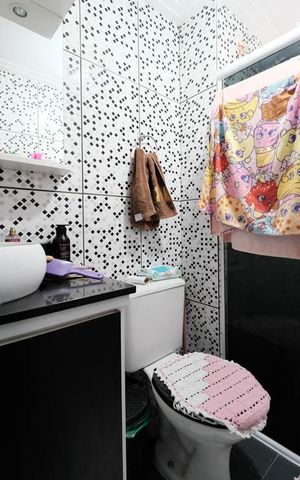 Apartamento à venda com 47m², 2 quartos e 1 vaga Apartamento à venda com 47m², 2 quartos e 1 vagaBanheiro