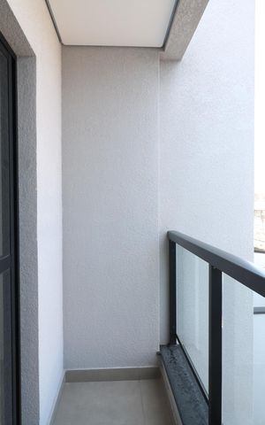 Casa à venda com 152m², 3 quartos e 2 vagas Casa à venda com 152m², 3 quartos e 2 vagasVaranda da Sala