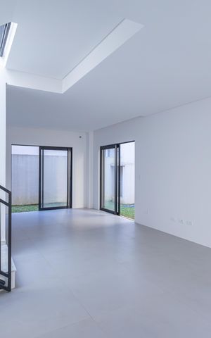 Casa de condomínio à venda com 117m², 2 quartos e 2 vagas Casa de condomínio à venda com 117m², 2 quartos e 2 vagasSala