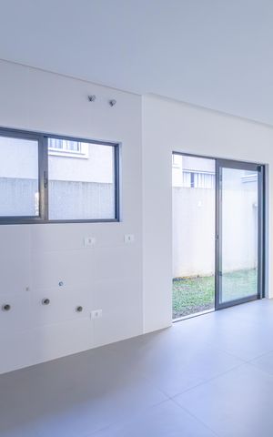 Casa de condomínio à venda com 117m², 2 quartos e 2 vagas Casa de condomínio à venda com 117m², 2 quartos e 2 vagasCozinha