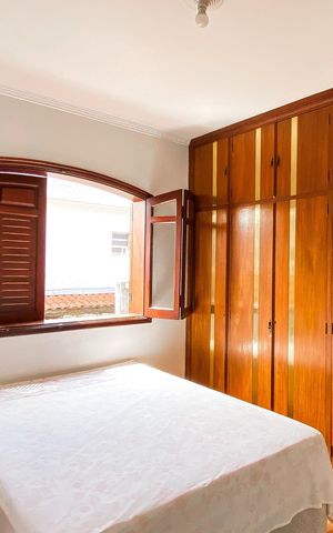 Casa à venda com 450m², 4 quartos e 3 vagas Casa à venda com 450m², 4 quartos e 3 vagasSuite 2