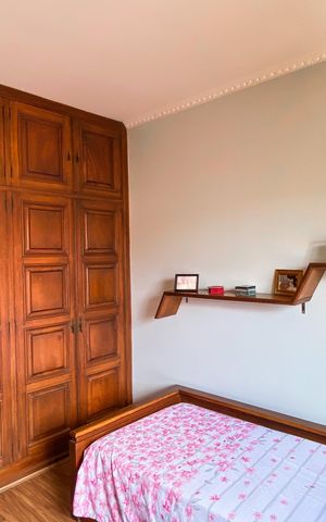Casa à venda com 450m², 4 quartos e 3 vagas Casa à venda com 450m², 4 quartos e 3 vagasQuarto 1